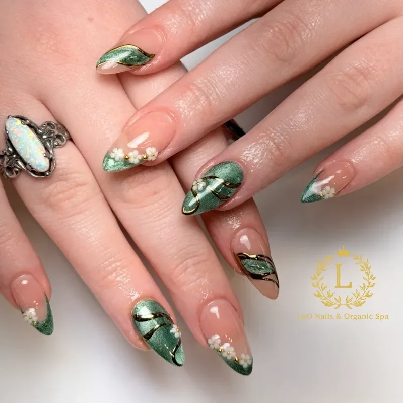 LeO Nails & Organic Spa — Nail salon in Vancouver